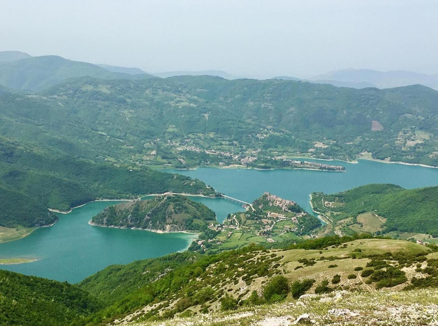 C'Era Una Volta Affittacamere Colle di Tora Esterno foto